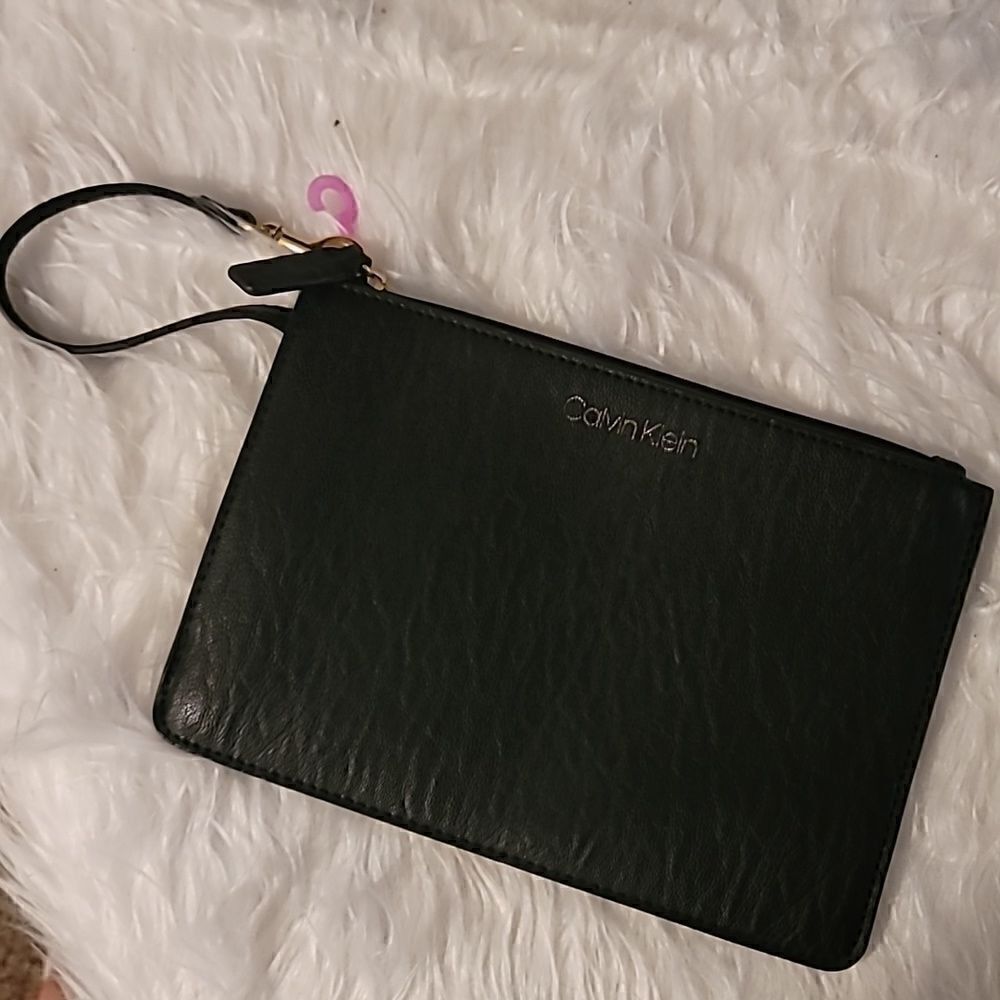Calvin Klein Black wristlet - Picture 3 of 6